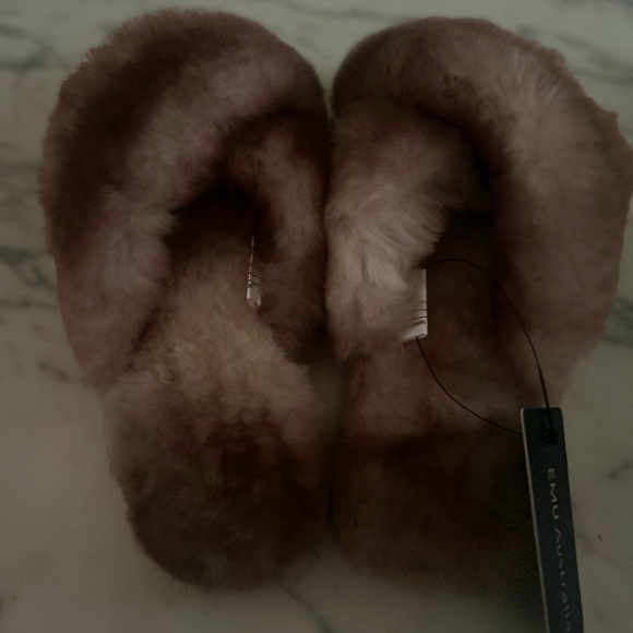 EMU Shearling Slides Slippers - Picture 2 of 3